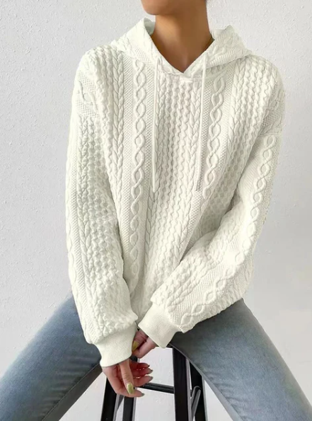 Gia - Casual Hooded Sweater